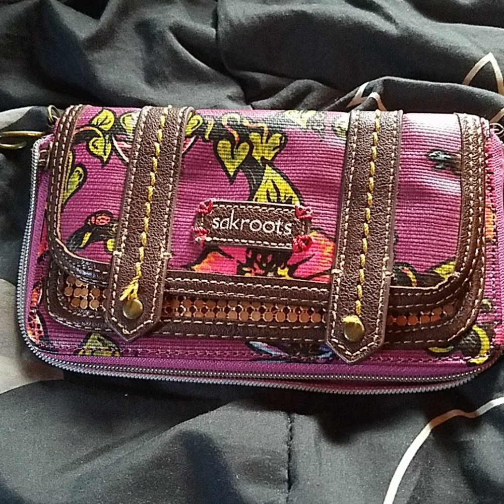 Sakroots clutch